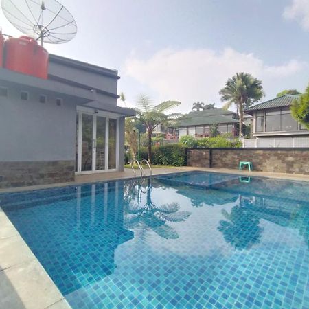 Villa Bukit Danau Lot 14 Cinengangirang Exterior foto